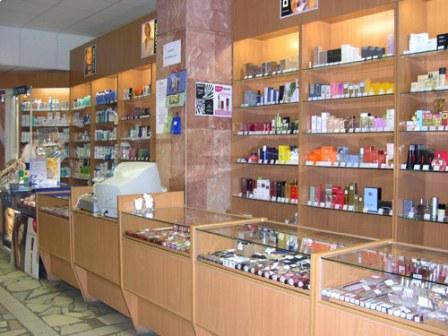 Торговое оборудование для магазинов косметики